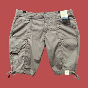 St. John's Bay - Women's Mid-Rise Cargo Bermuda Short - Brown - 12